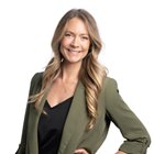 Stephanie Hinze